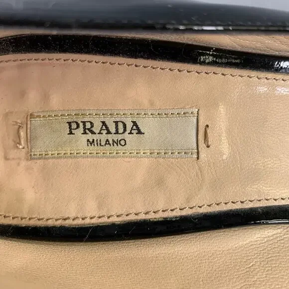 PRADA Size 8 Black Patent Leather 11312B Patent Pointed Toe Pumps